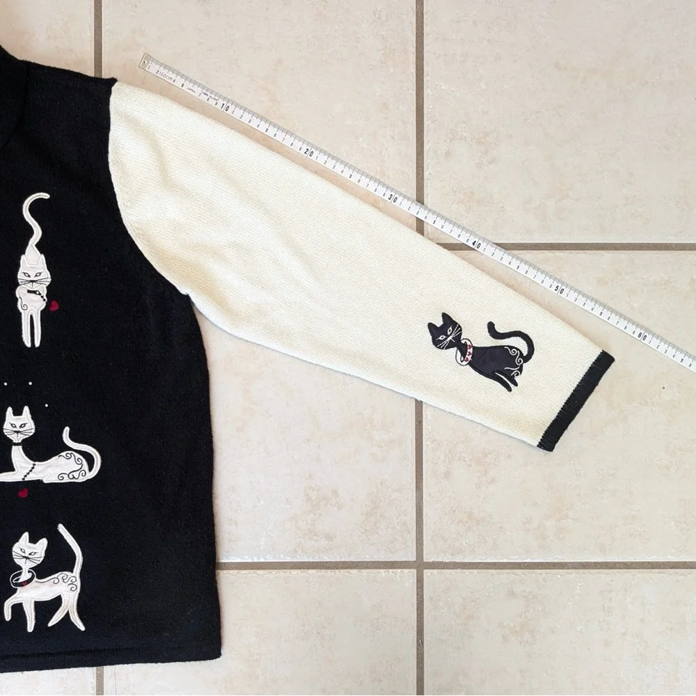 90s Vintage Tanjay Cat Grandma Sweater Size XL Heart Shaped Zipper Black & White - Picture 11 of 16